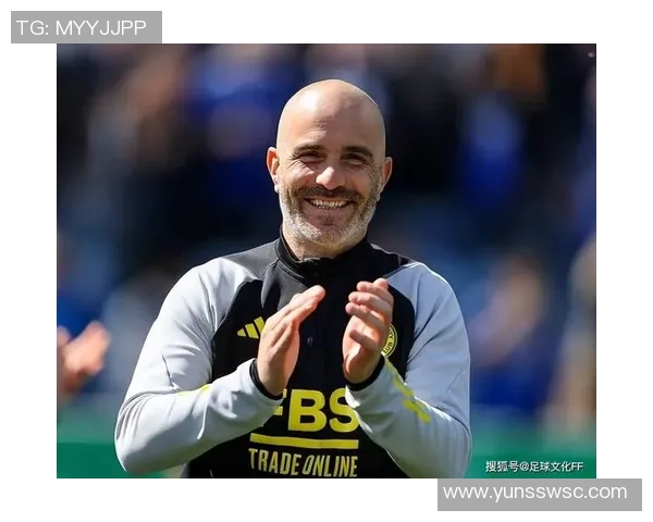 全面解析APP平台上足球球星表现与评分体系，揭示球迷心中最具影响力的球员